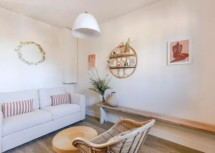 Appartement Prestigieux Place Saint Marc IV D